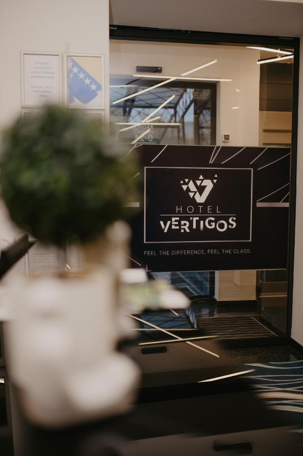 Hotel Vertigos Tuzla Esterno foto
